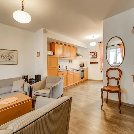 With Wellness Oasis, Cleaning Included Apartman Reifferscheid